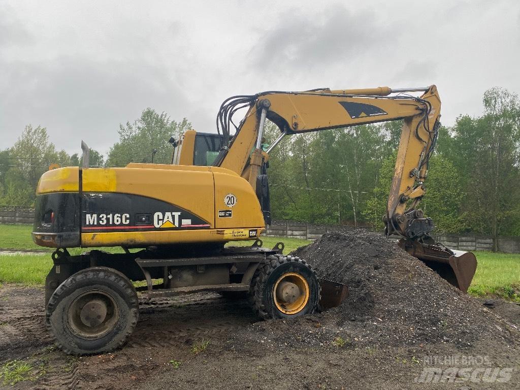 CAT M 316 C Pelle sur pneus