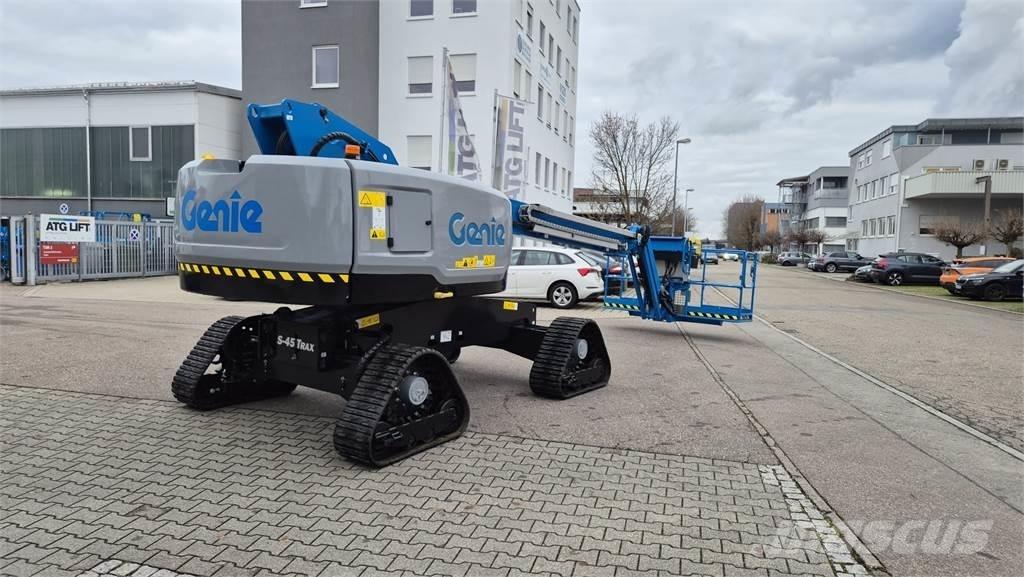 Genie S-45 TraX Nacelles articulées