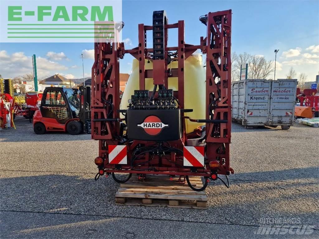 Hardi Mega 12 Pulvérisateurs traînés