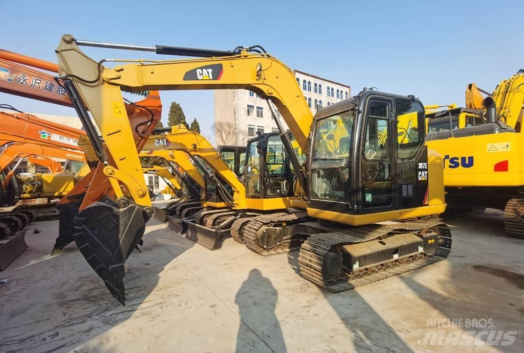 CAT 307E Pelle sur chenilles