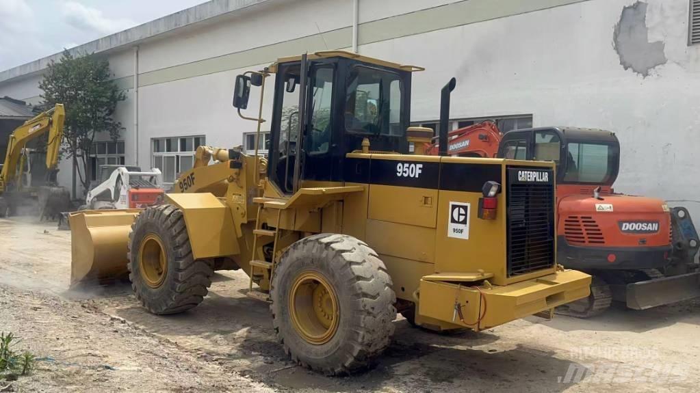 CAT 950 F Chargeuse sur pneus