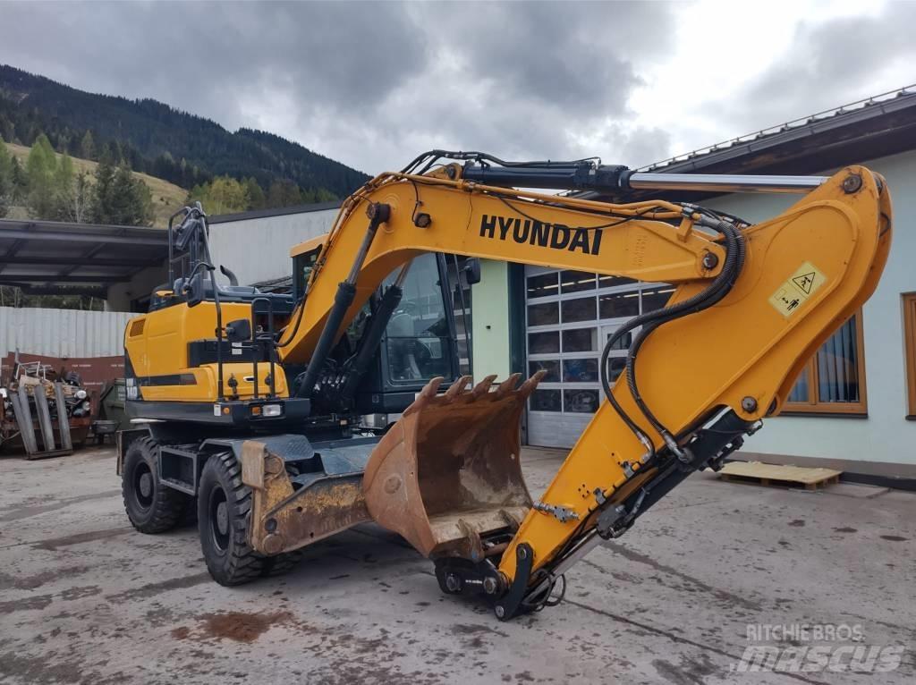 Hyundai HW140 Pelle sur pneus