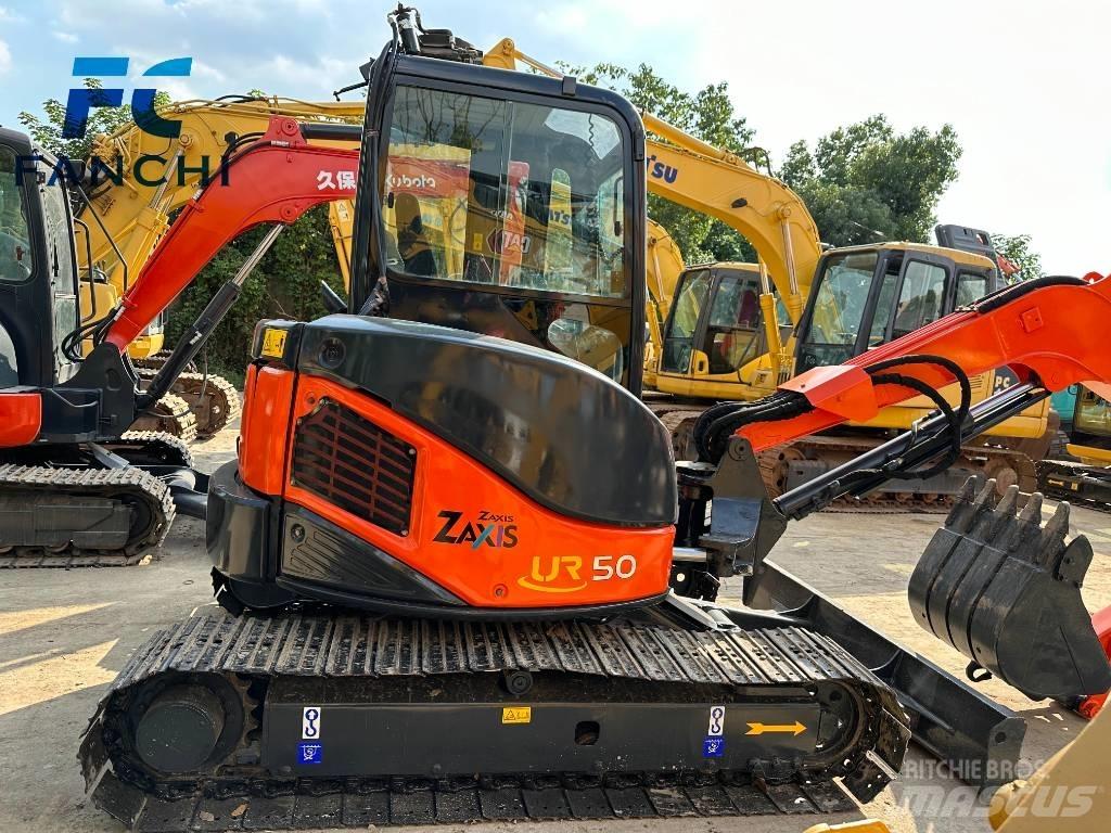 Hitachi ZX 50 U-2 Pelle sur chenilles