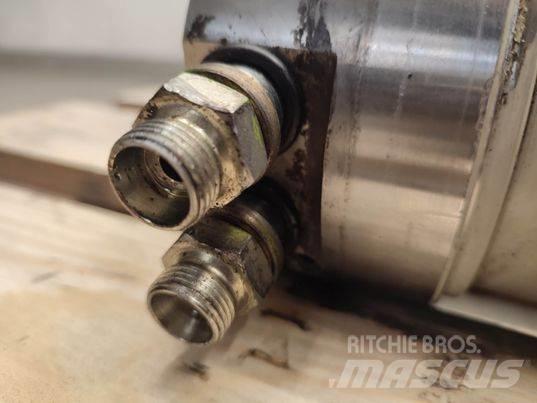 Merlo 40.25  actuator Bras et Godet
