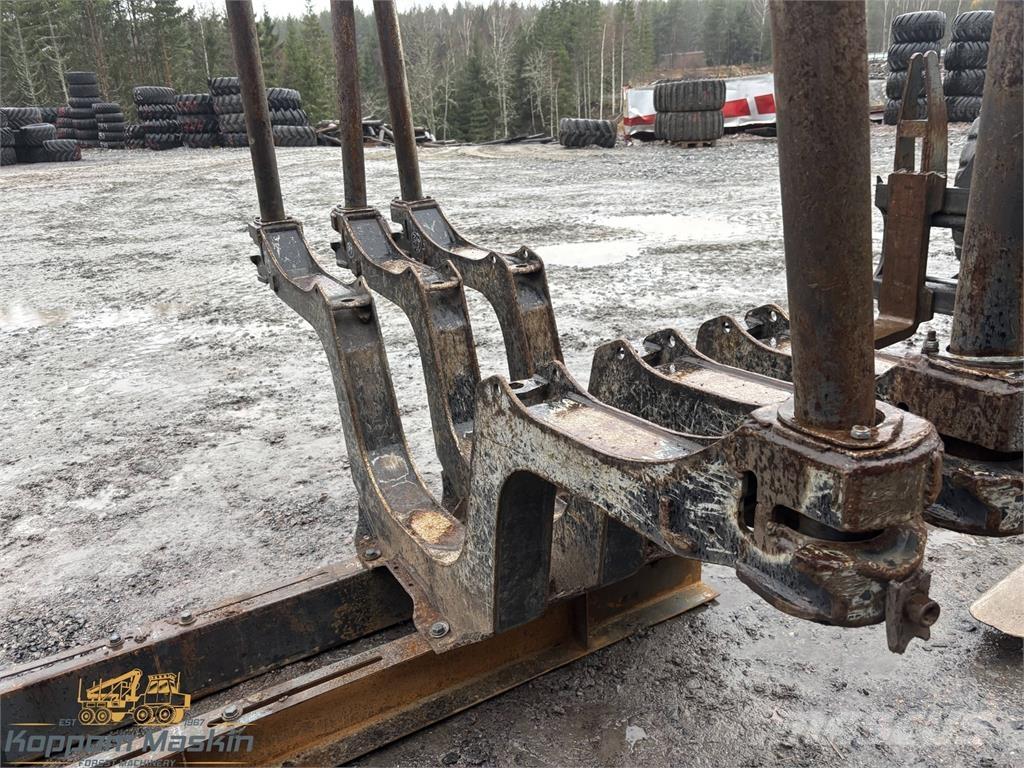 Komatsu 845 Autres accessoires pour matériel forestier