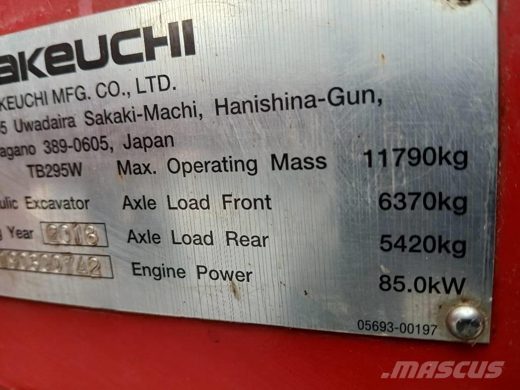 Takeuchi TB 295 W Pelle sur pneus