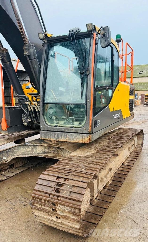 Volvo EC200EL Pelle sur chenilles