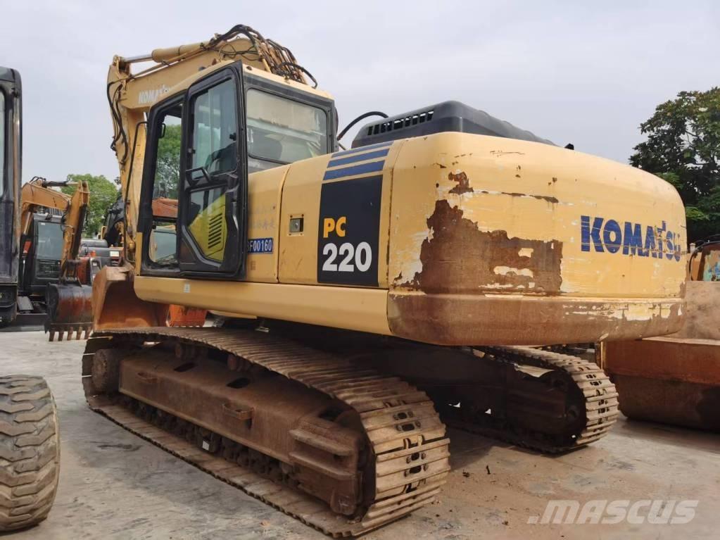 Komatsu PC 220-7 Pelle sur chenilles