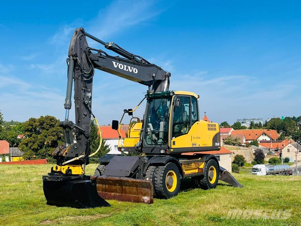 Volvo EW 160 C Pelle sur pneus