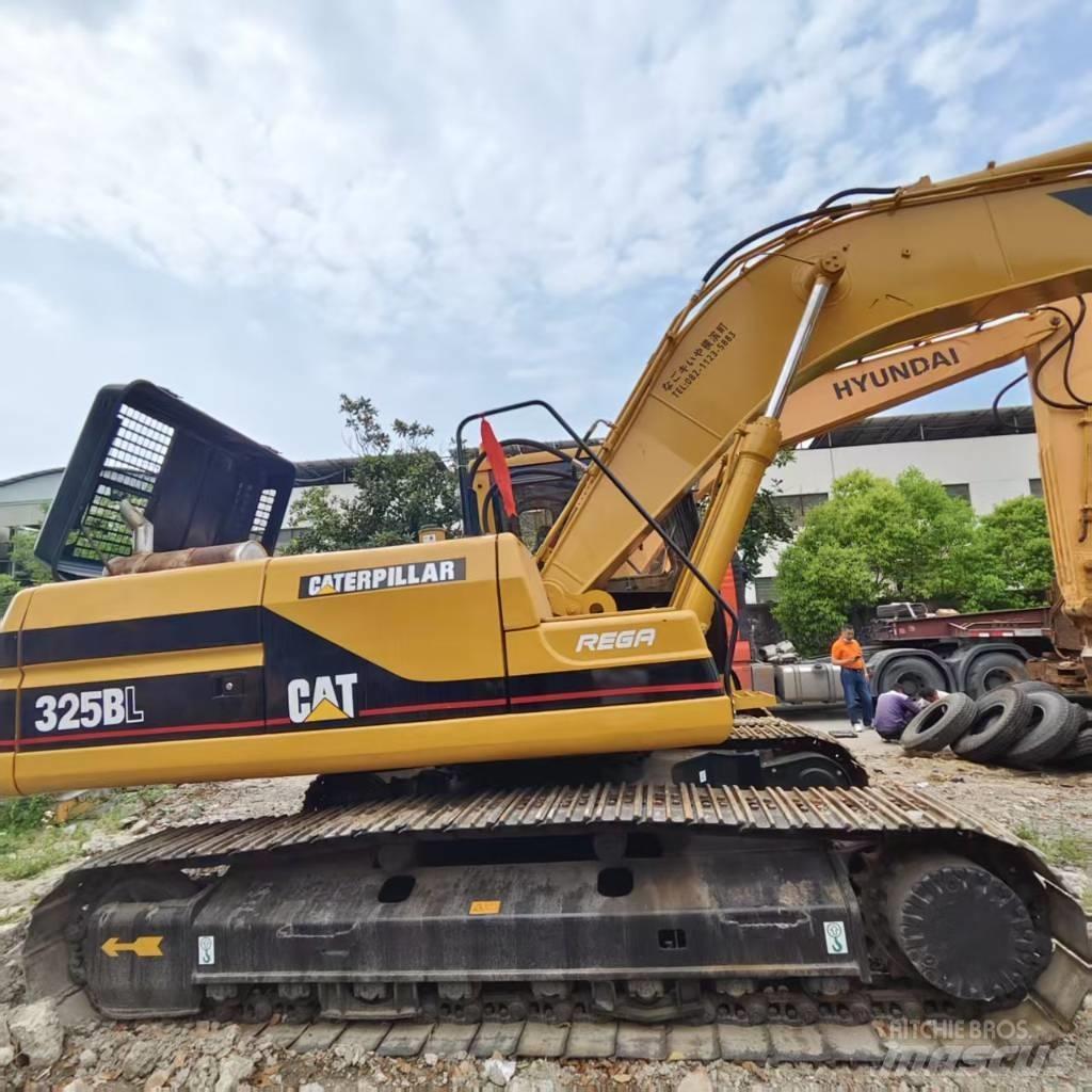CAT 325 B L Pelle sur chenilles