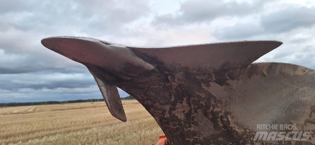 Kuhn Vari-Master 123 Charrue réversible