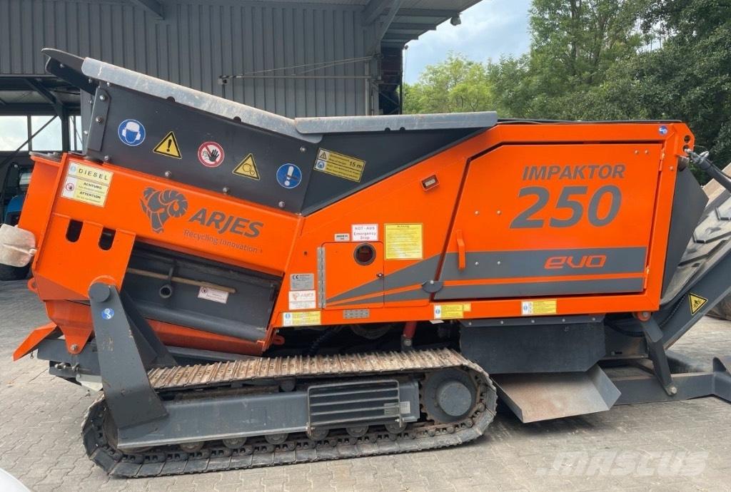 Arjes 250 Impaktor Broyeur à déchets