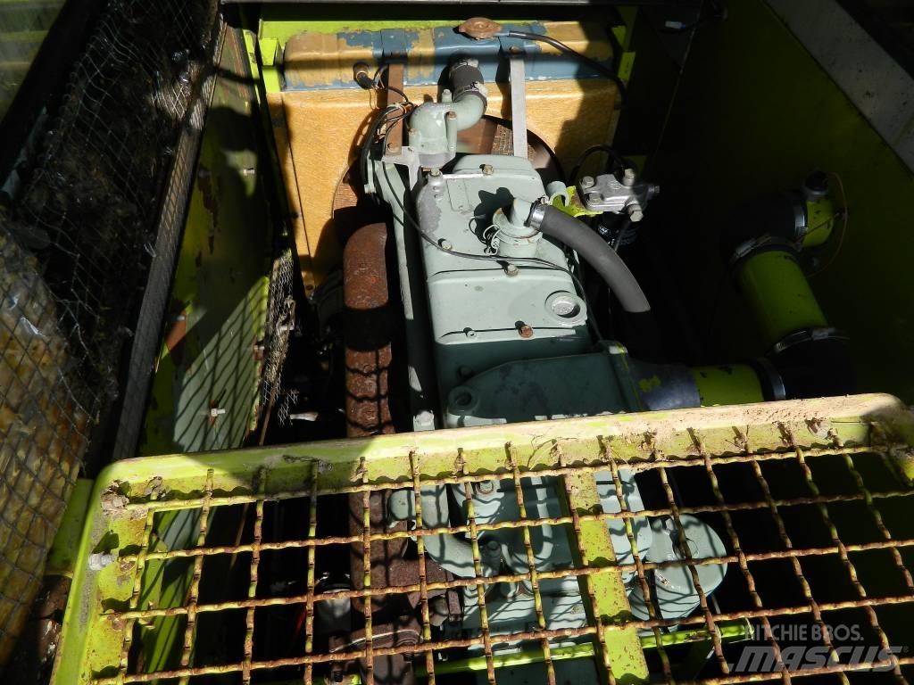CLAAS Dominator 86 Moissonneuse batteuse