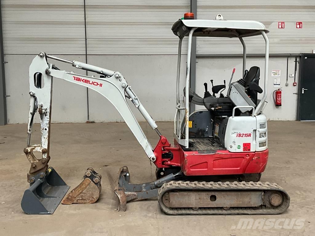 Takeuchi TB 215 R Mini pelle < 7t