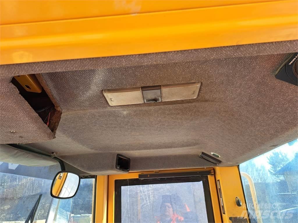 Volvo L180D Construction - Autres