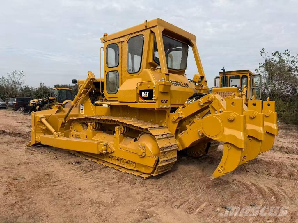 CAT D 7 G Bouteurs sur chenilles