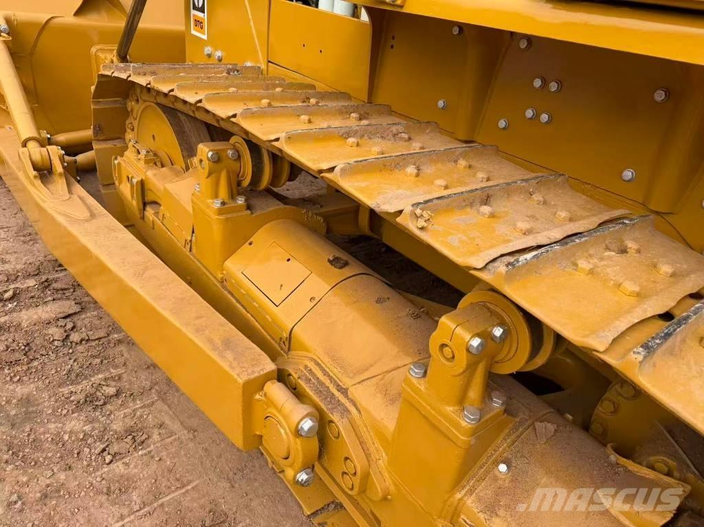 CAT D 7 G Bouteurs sur chenilles