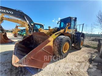Komatsu WA 380-6 Chargeuse sur pneus