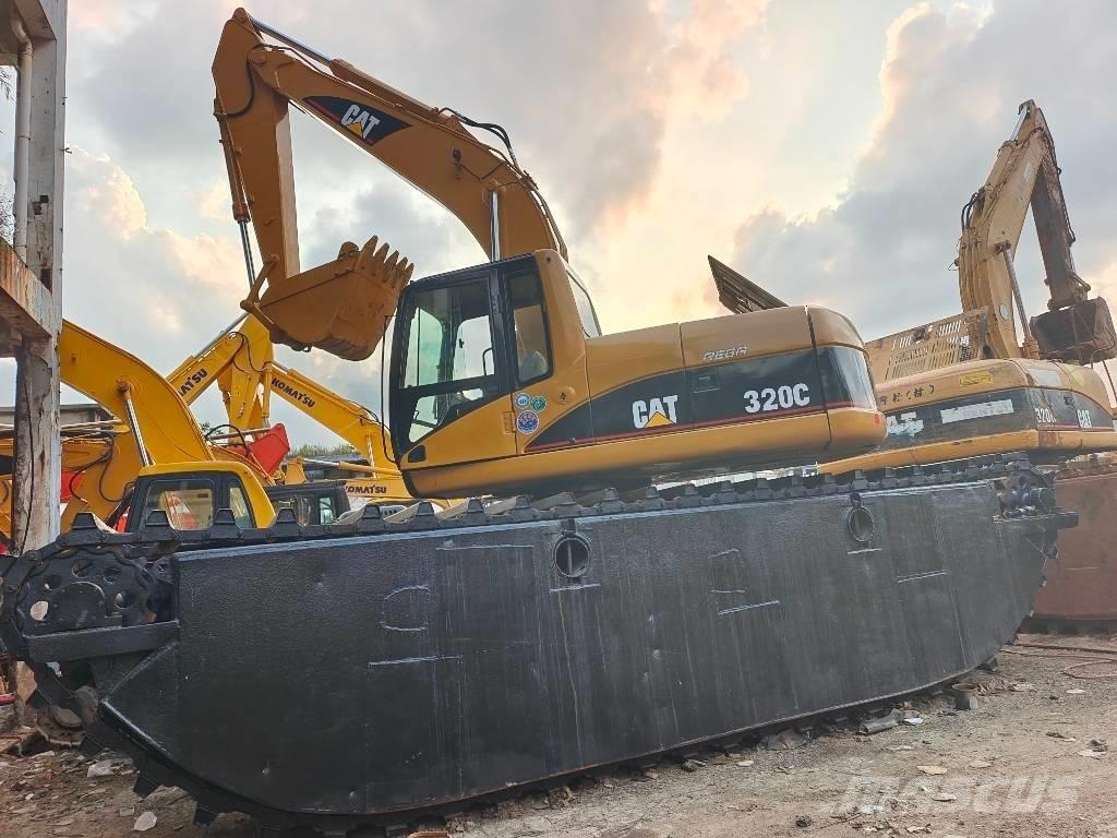 CAT 320 C Pelles amphibies
