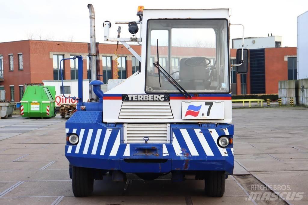 Terberg TRT89 Tracteur de manœuvre