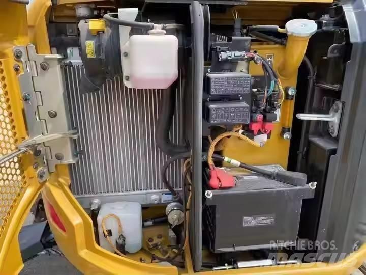 CAT 303 CR Mini pelle < 7t