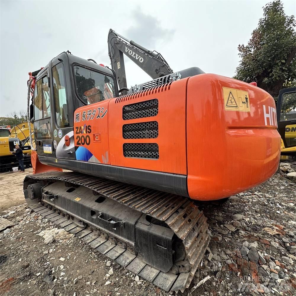 Hitachi ZX 200-3 G Pelle sur chenilles