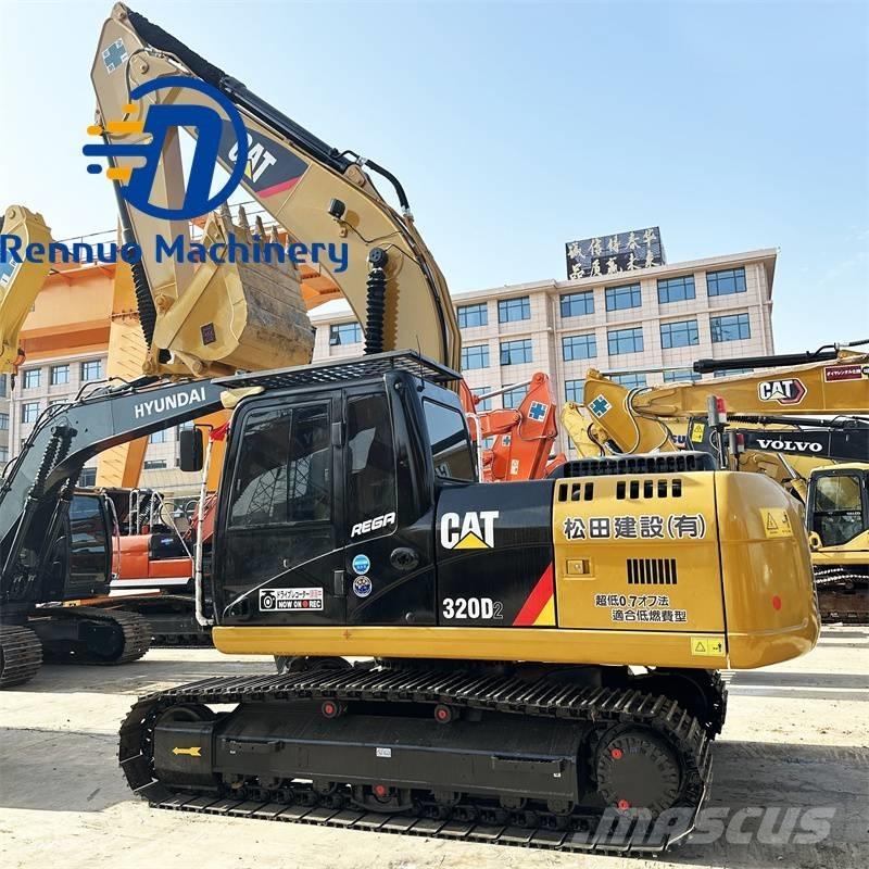 CAT 320 D2 Pelle sur chenilles