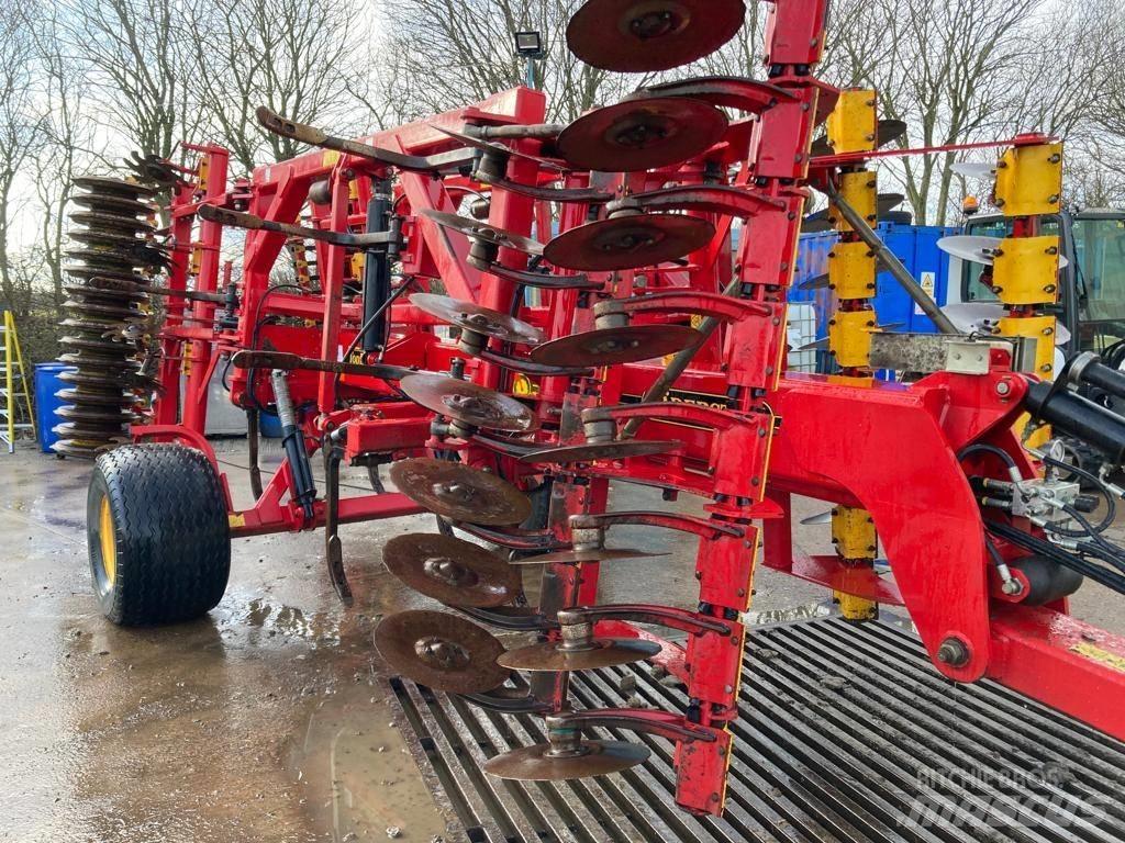 Väderstad Topdown400 Déchaumeur, cultivateur