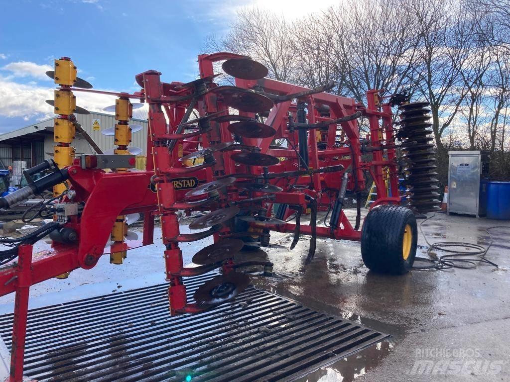 Väderstad Topdown400 Déchaumeur, cultivateur