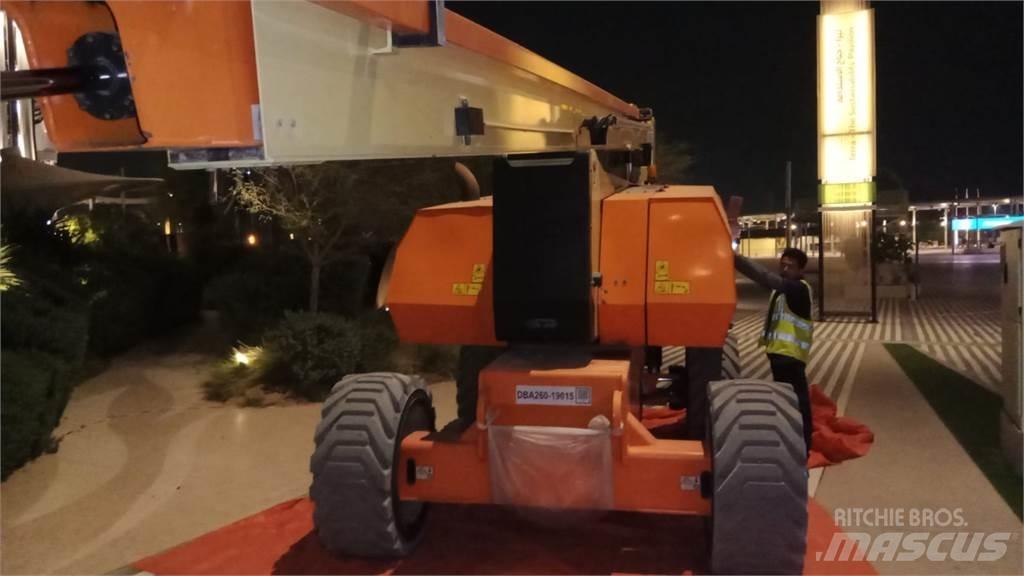 JLG 800AJ Nacelles articulées