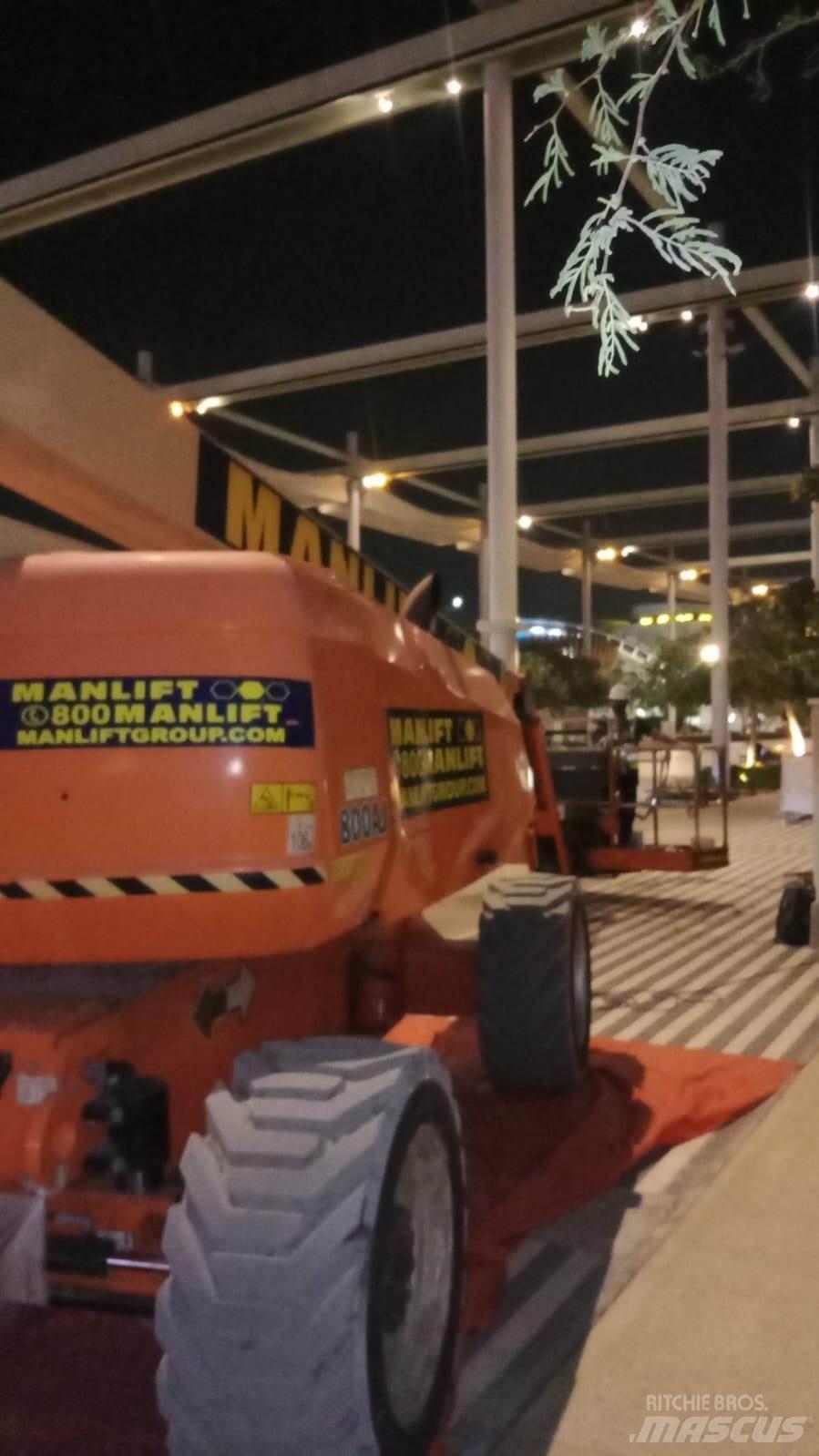 JLG 800AJ Nacelles articulées