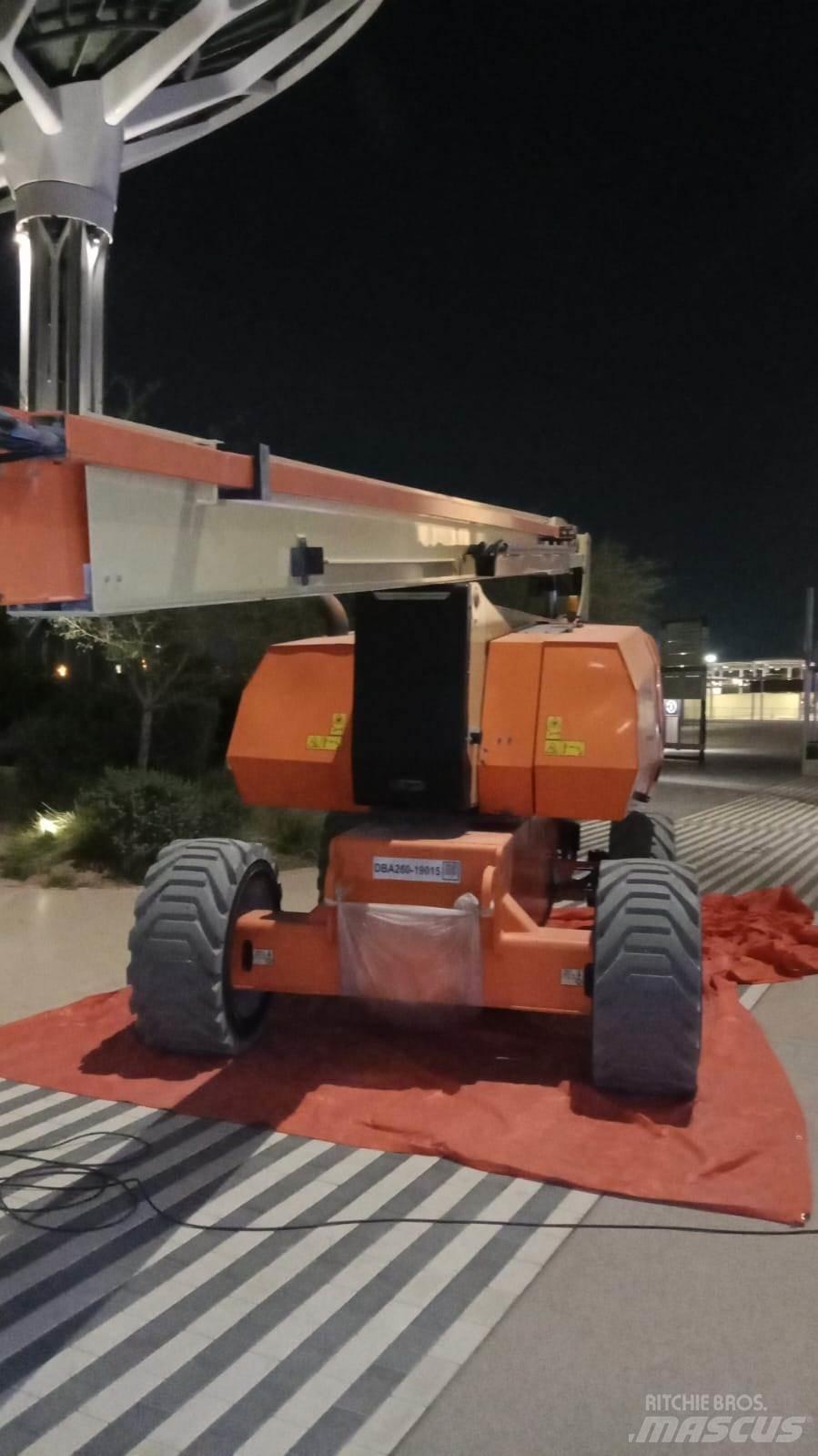 JLG 800AJ Nacelles articulées