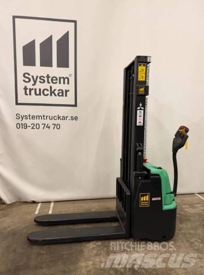 Mitsubishi SBP12QLDI Gerbeur accompagnant