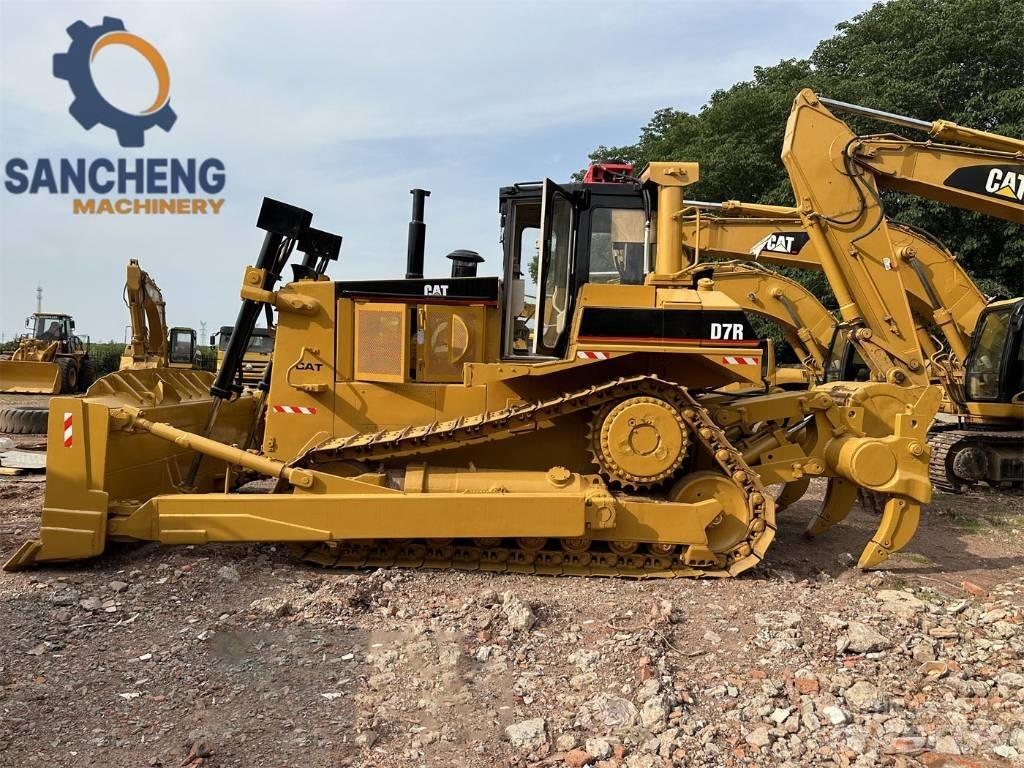 CAT D 7 R Bouteurs sur chenilles