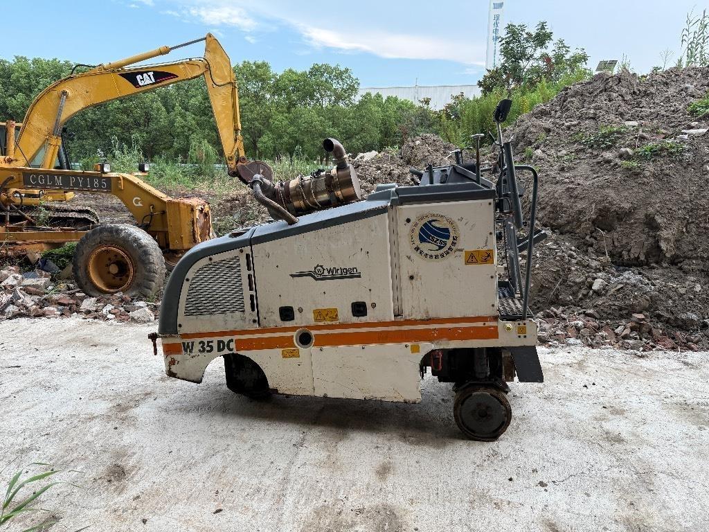 Wirtgen W 35 DC Fraiseuse à froid