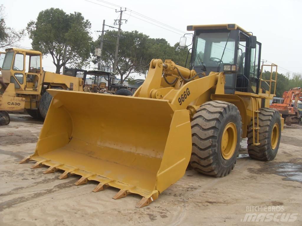 CAT 966G Chargeuse sur pneus