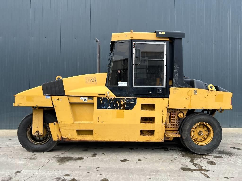 CAT PS300C Rouleaux à pneumatiques