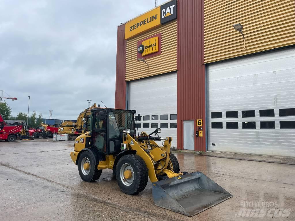 CAT 906 M Chargeuse sur pneus