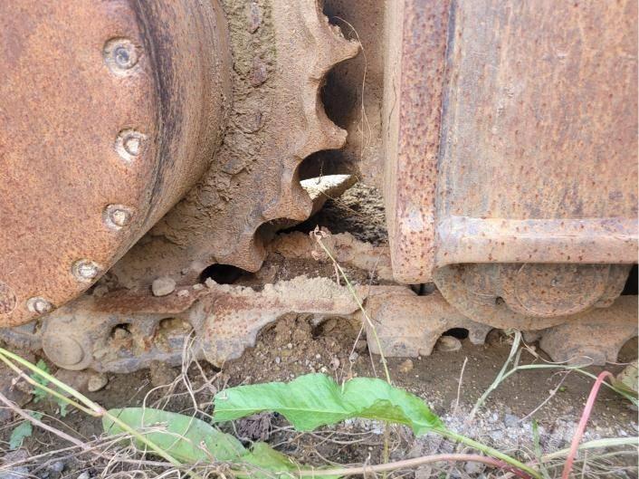 Hyundai Robex 300 LC Pelle sur chenilles