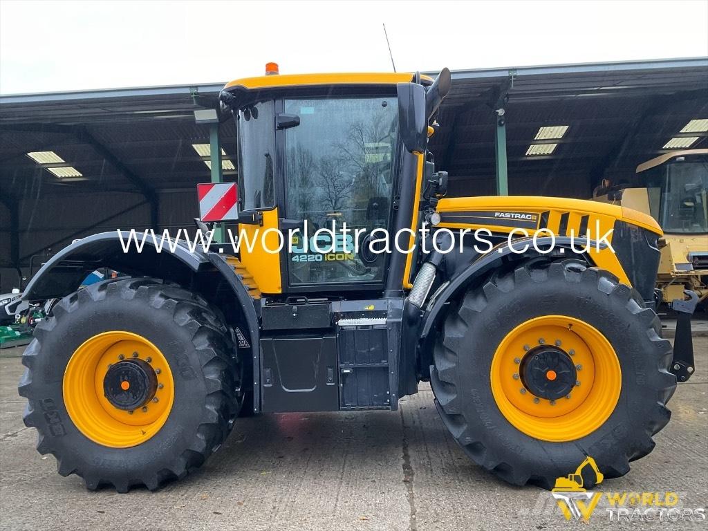 JCB Fastrac 4220 Tracteur