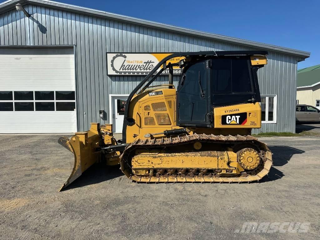 CAT D 5 K 2 LGP Bouteurs sur chenilles