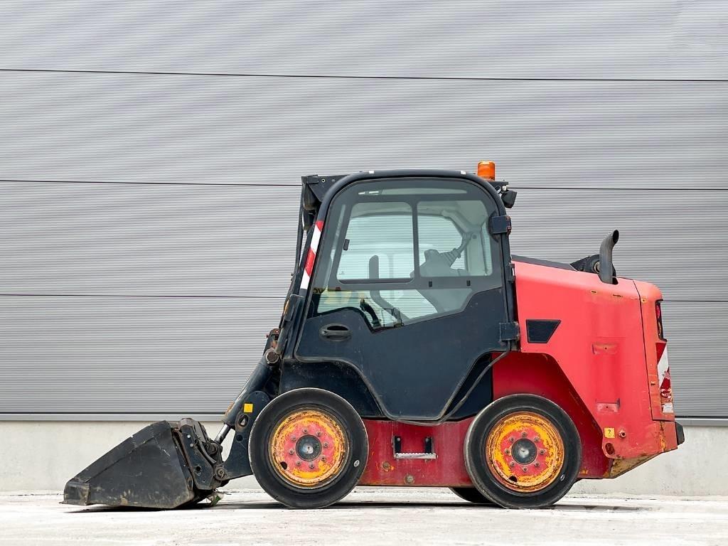 JCB R260 Chargeuse compacte