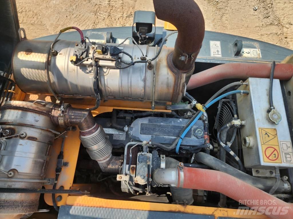 Hyundai HW145 Pelle sur pneus