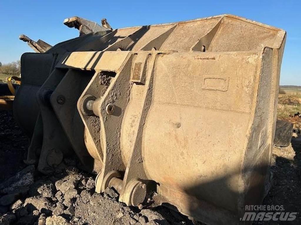 CAT 973D Godet