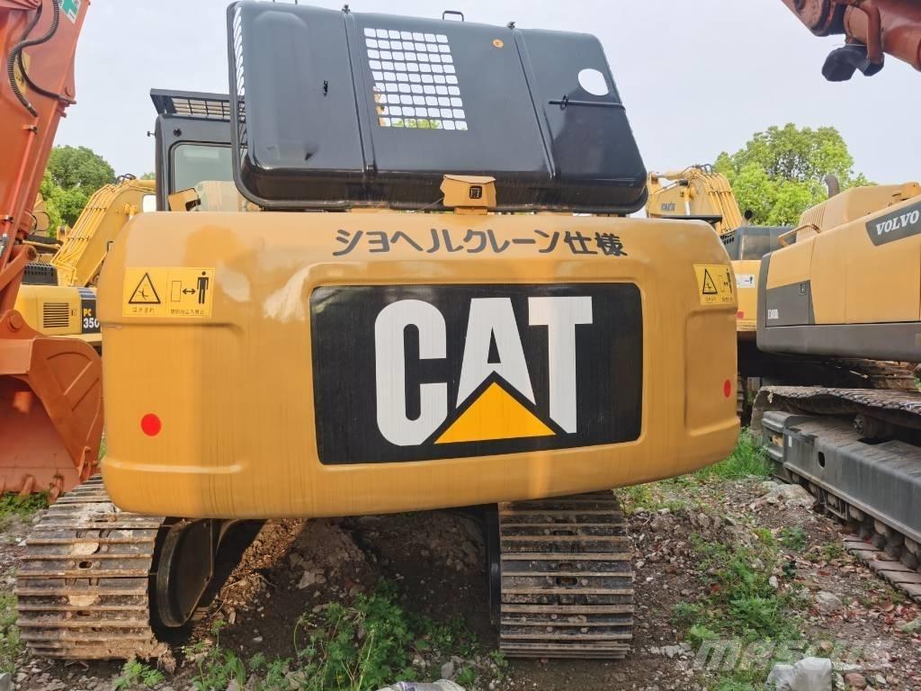 CAT 320 D2 Pelle sur chenilles