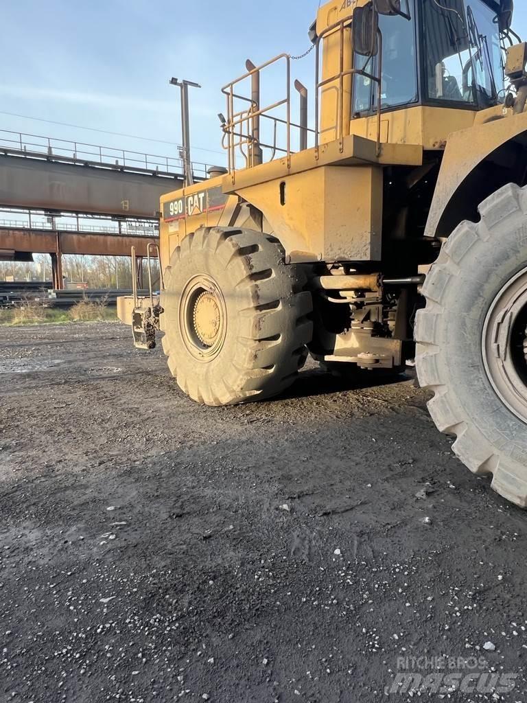 CAT 990 Chargeuse sur pneus