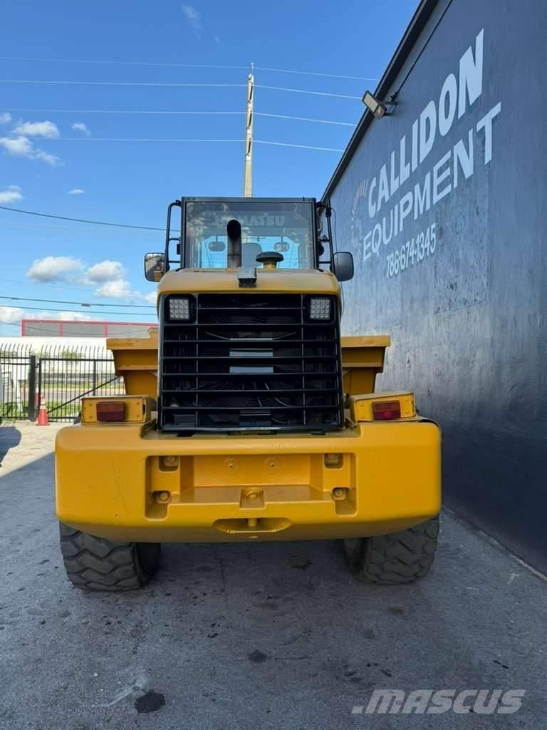 Komatsu WA 320-5L Chargeuse sur pneus