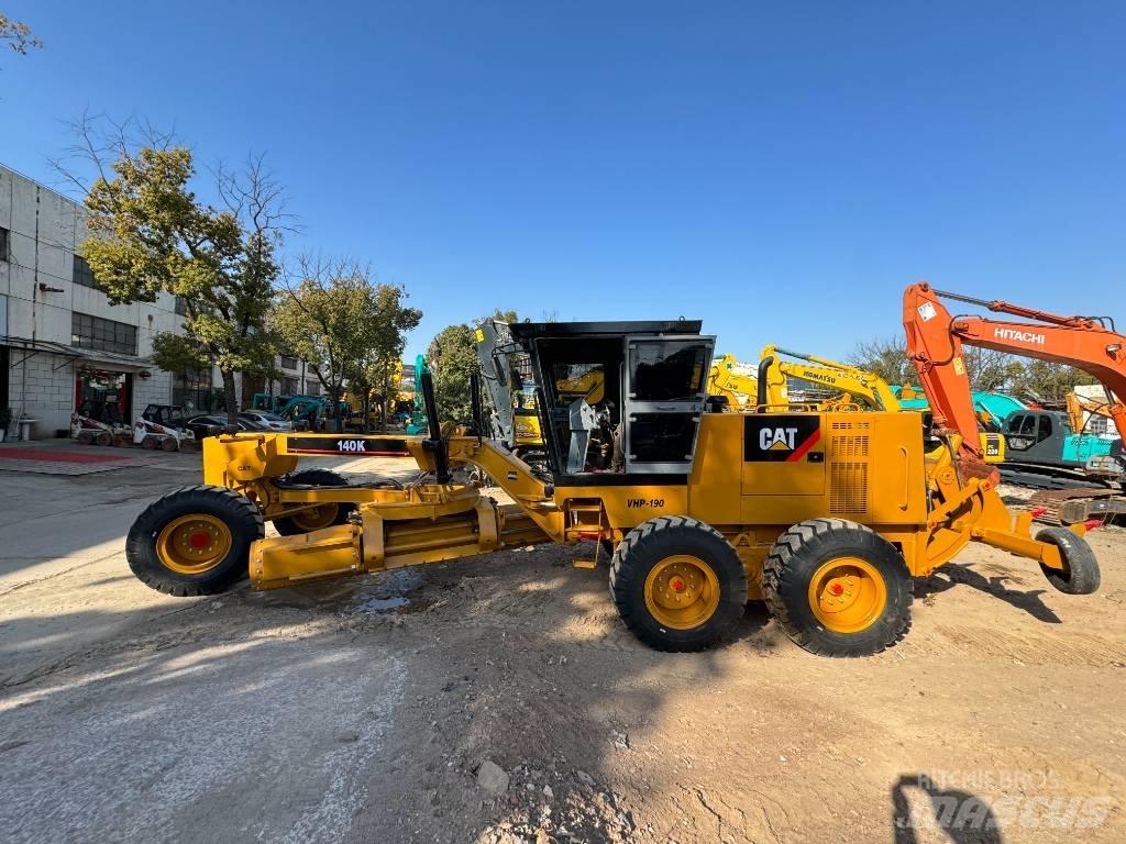 CAT 140 K Niveleuse