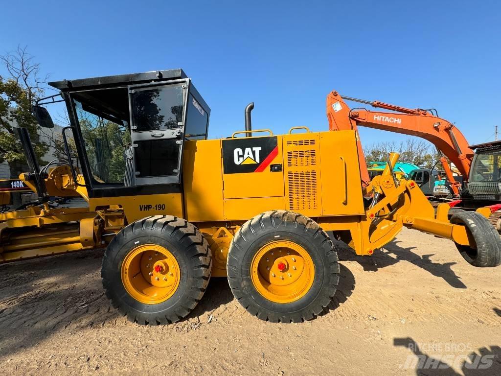 CAT 140 K Niveleuse