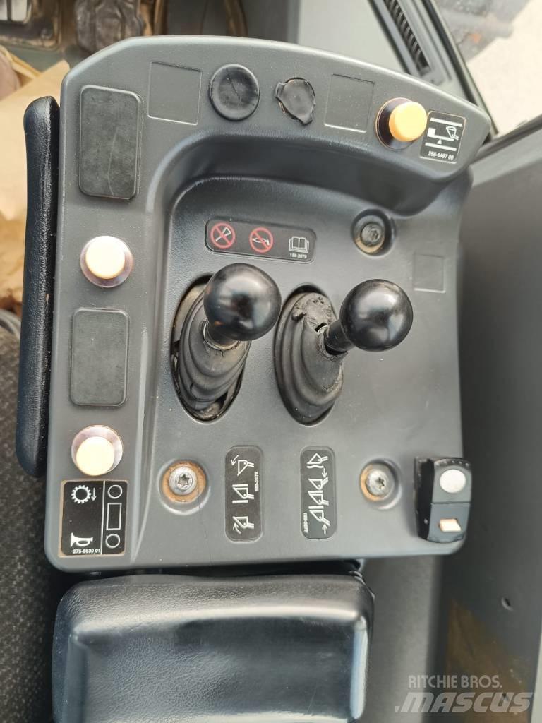CAT 972 M Chargeuse sur pneus